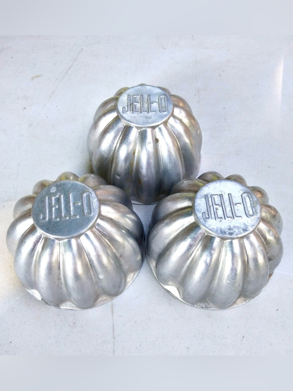 Jell-O Vintage Aluminum Fluted Jelly Molds - Set of 3 - Bundt Cake Style
